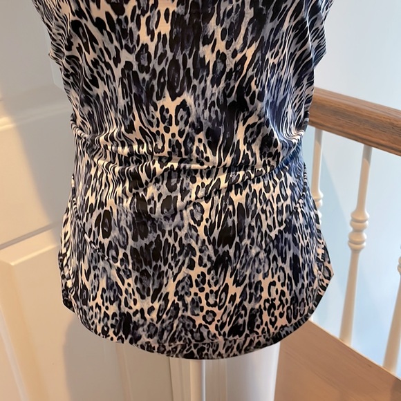 Caché Vintage Blue & White Animal Print Top w/ Cut-Out in Back - Picture 3 of 8